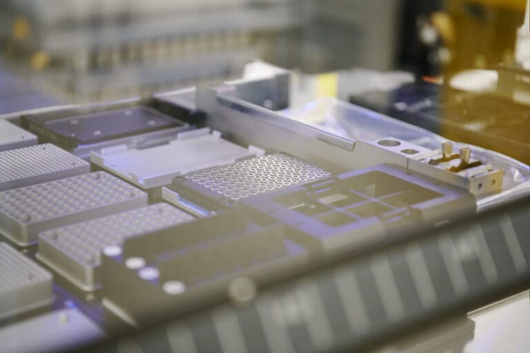 Picture of a sequencing laboratory.